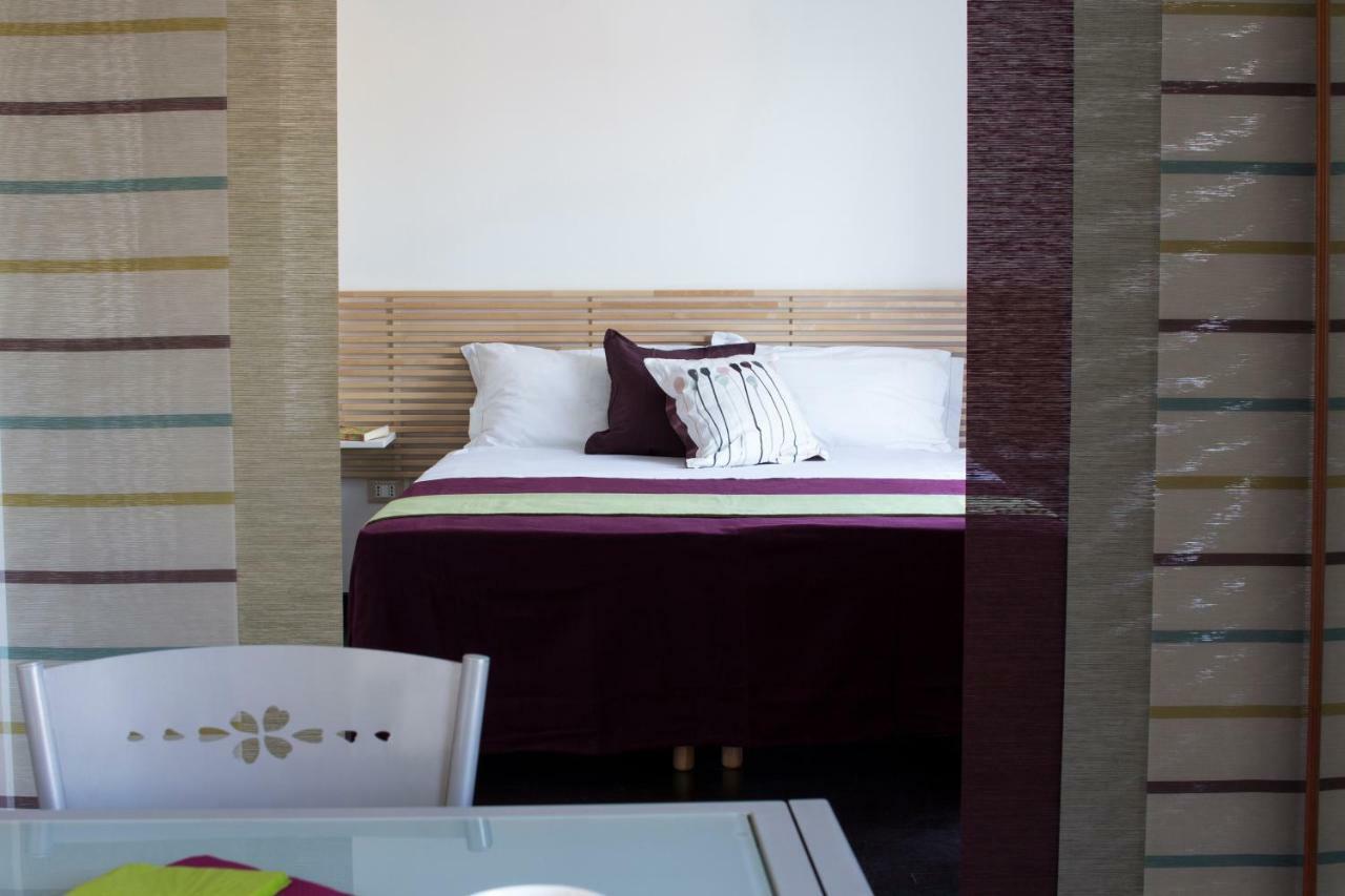 Apartamento Attico Rudiae Lecce Exterior foto